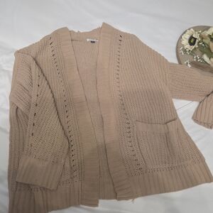 American Eagle Outfitters Tan Knit Cardigan